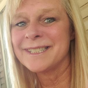 Meet your Posher, Traci